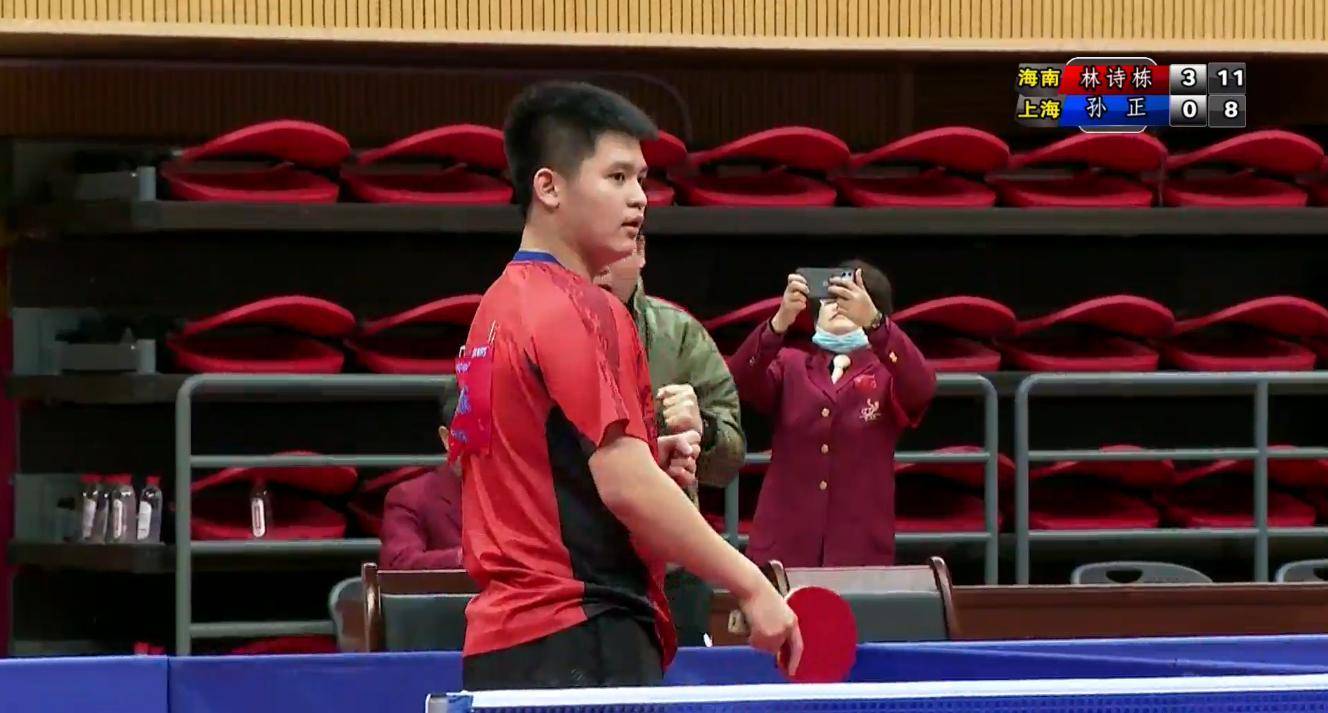 表现都是严 表现都是严